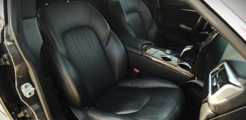 Maserati Ghibli cena 189900 przebieg: 79000, rok produkcji 2019 z Słupca małe 497